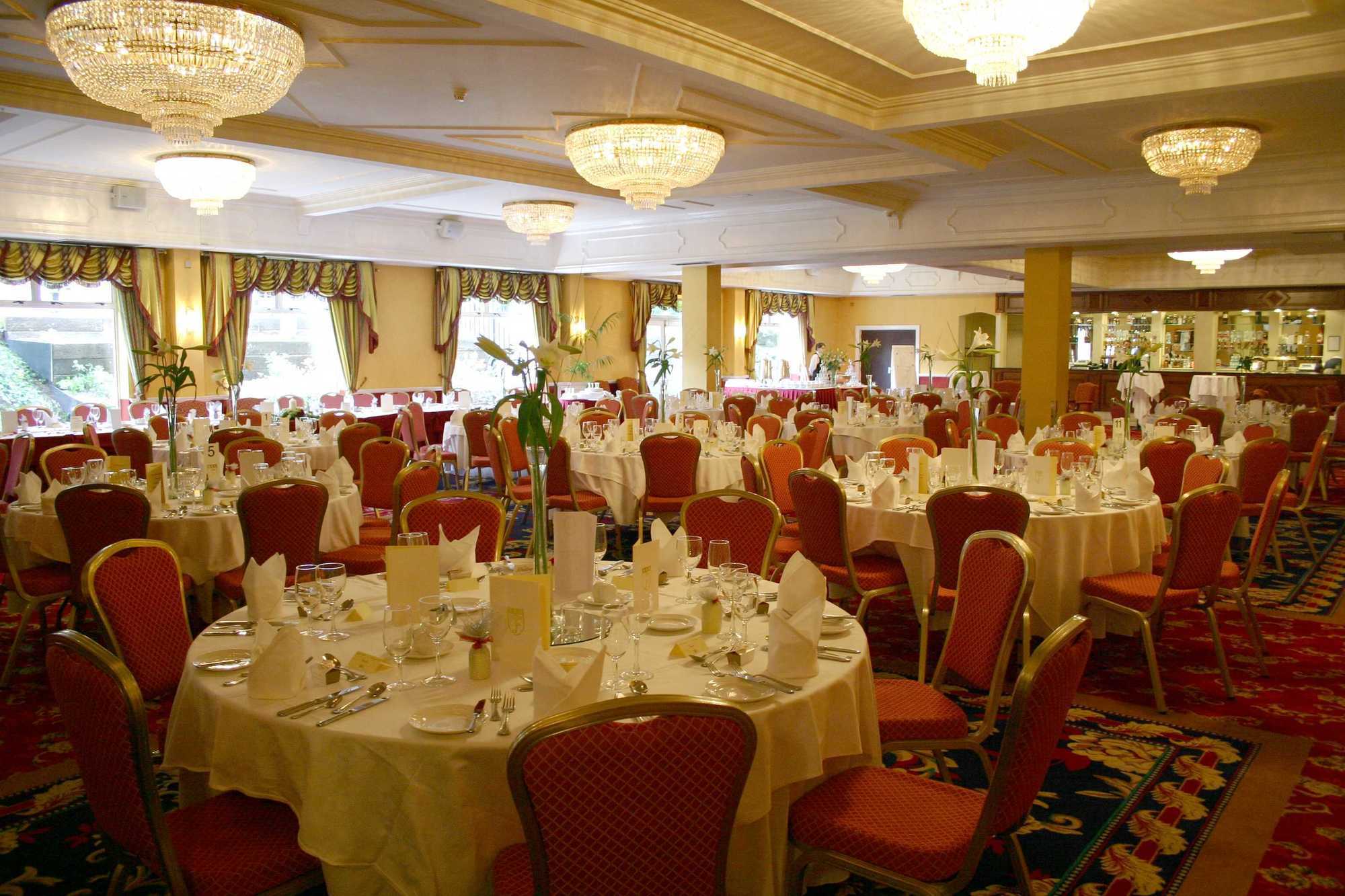Fitzpatrick Castle Hotel Dalkey Exteriör bild